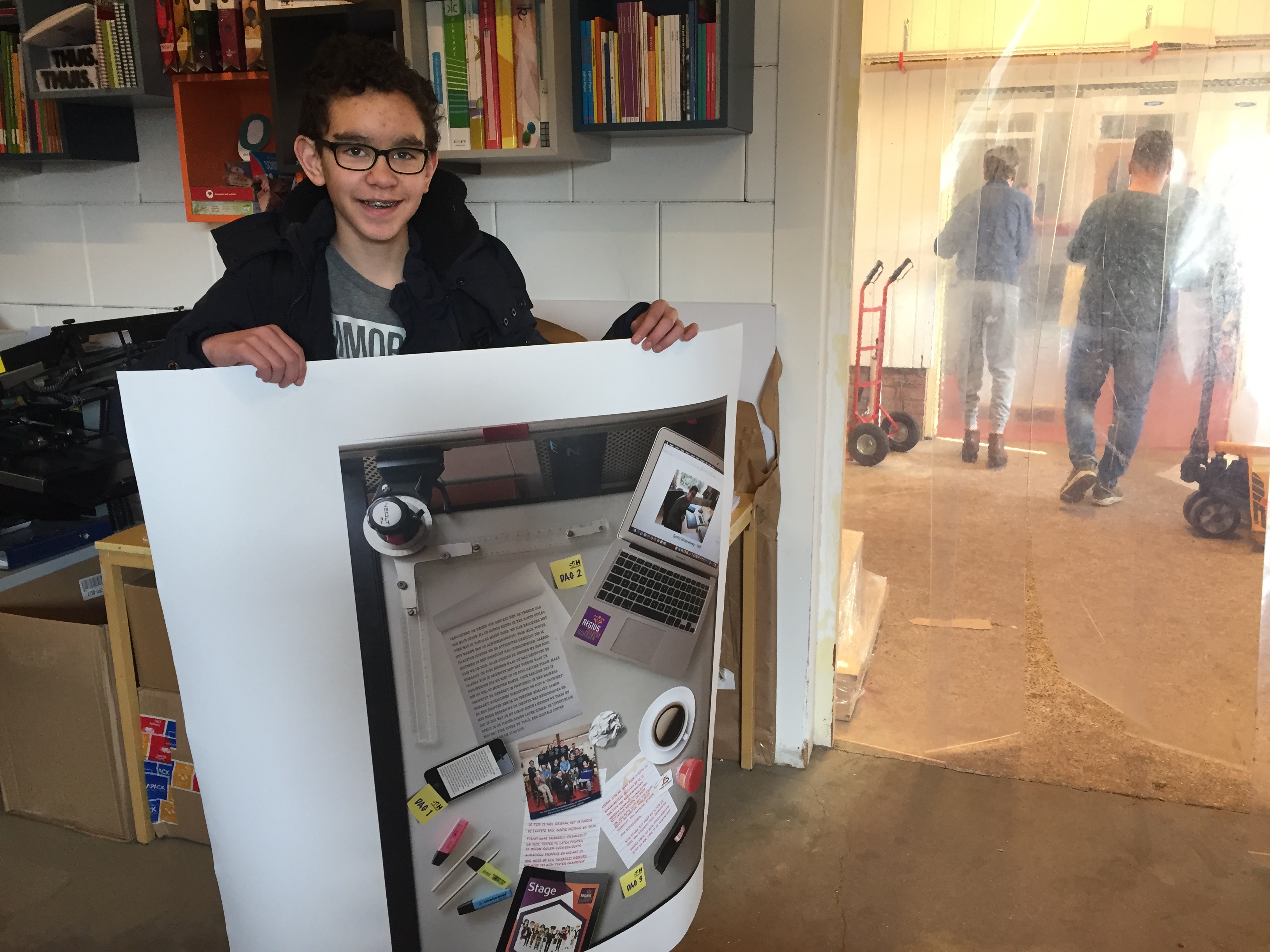 Tycho print stageverlagposter tijdens stage bij SdH