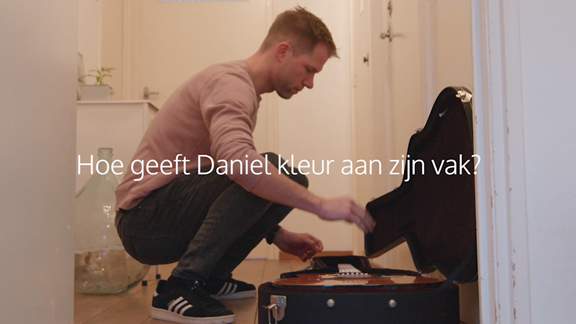 Daniel geeft kleur aan zijn vak